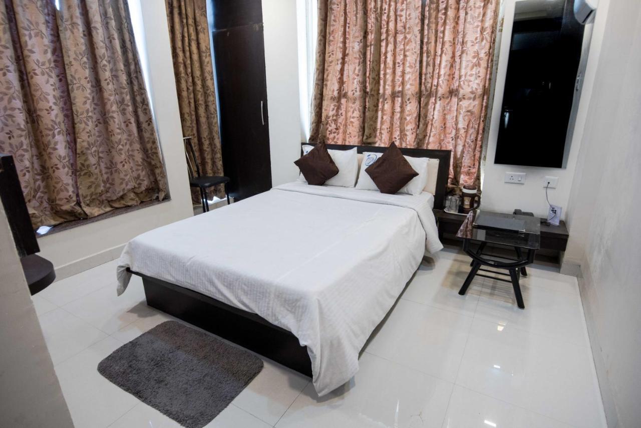 Hotel Mayur Palace Bhopal Buitenkant foto