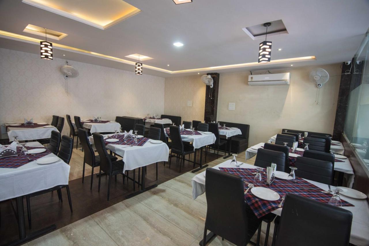 Hotel Mayur Palace Bhopal Buitenkant foto