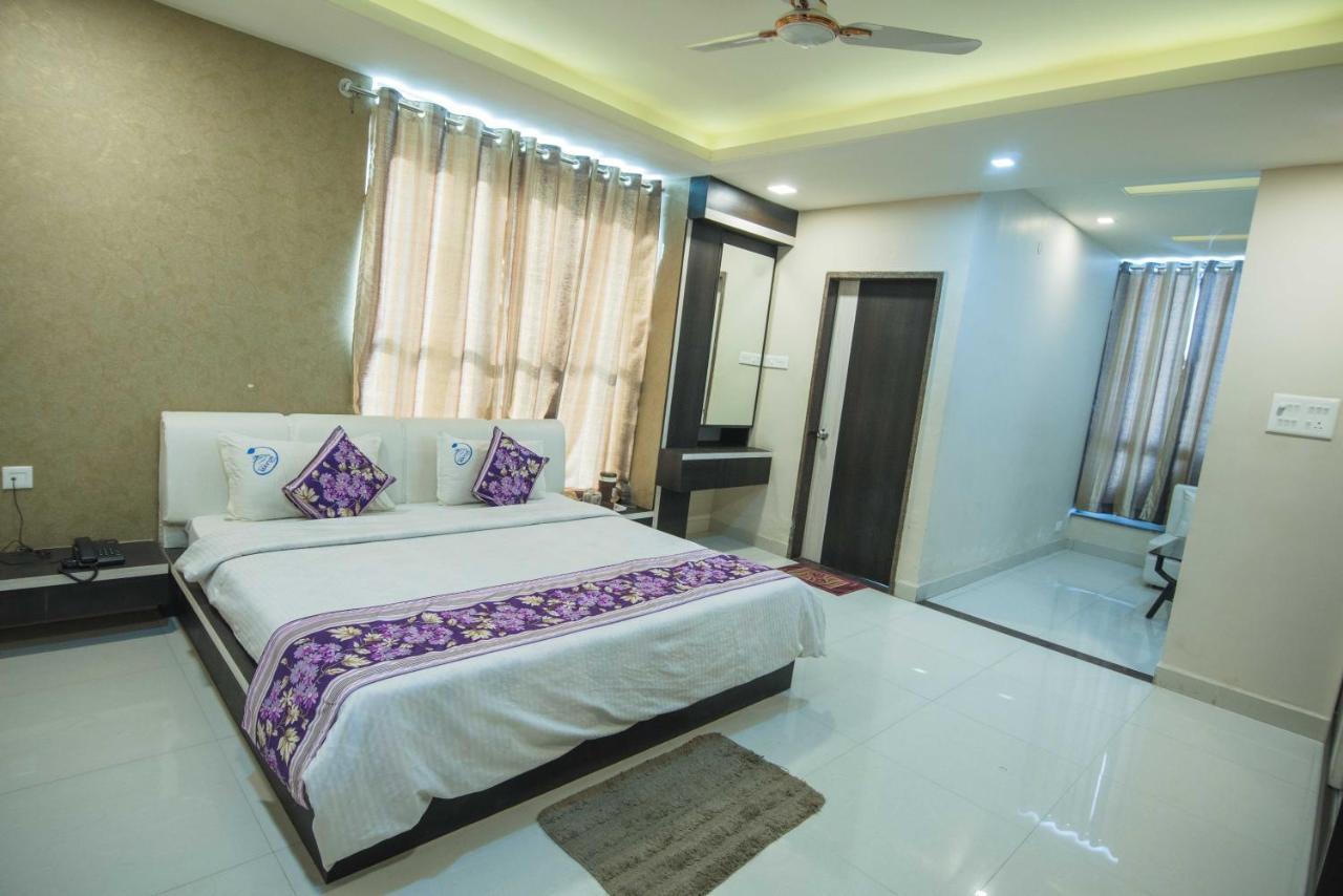Hotel Mayur Palace Bhopal Buitenkant foto