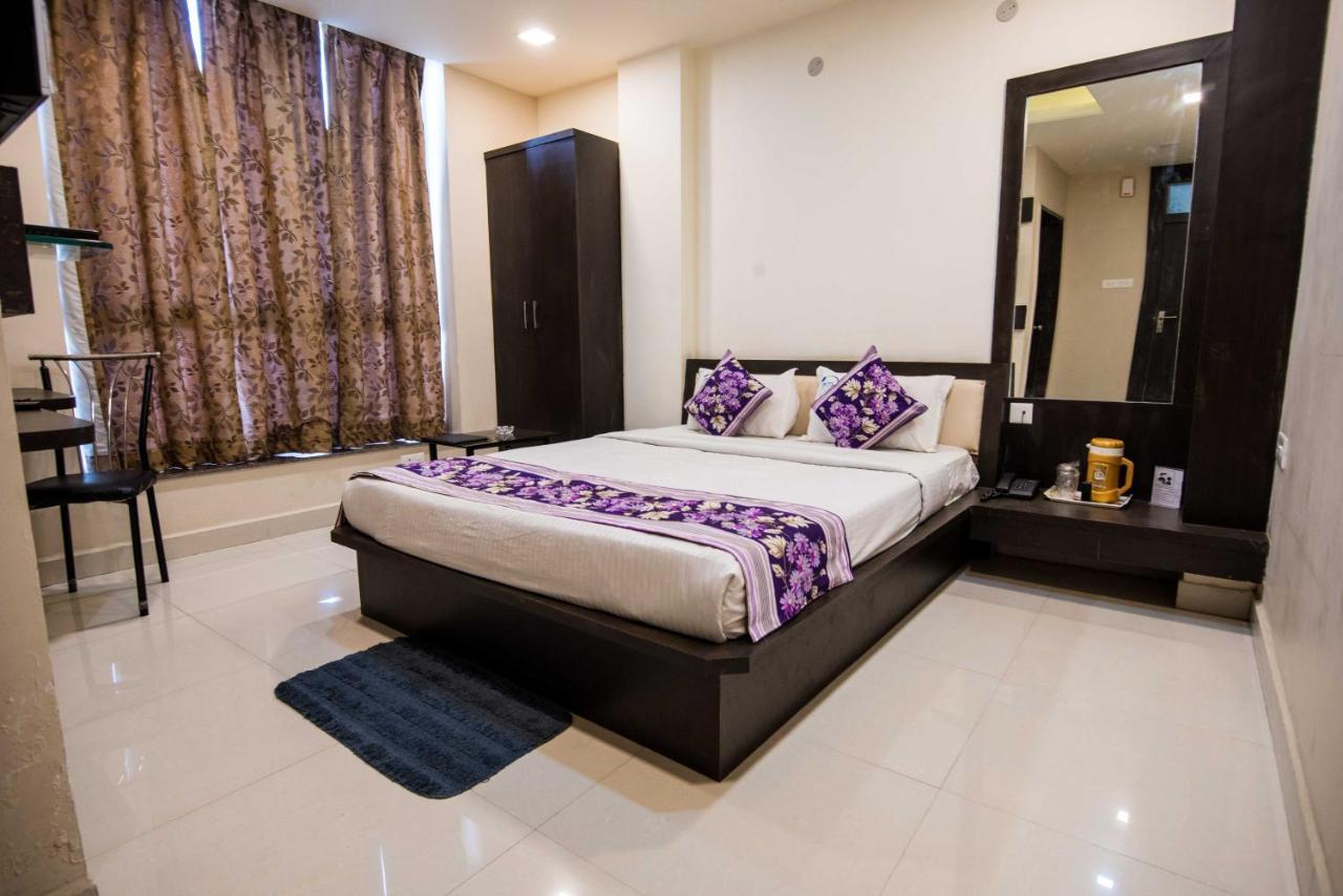 Hotel Mayur Palace Bhopal Buitenkant foto