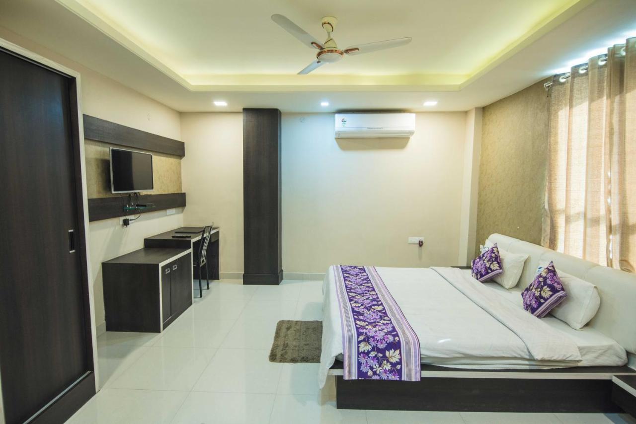 Hotel Mayur Palace Bhopal Buitenkant foto